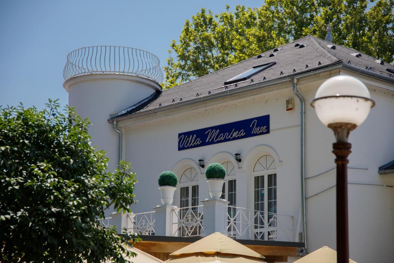 Villa Marina Inn Siófok Exteriör bild